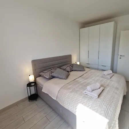 Apartment Katja - Pula